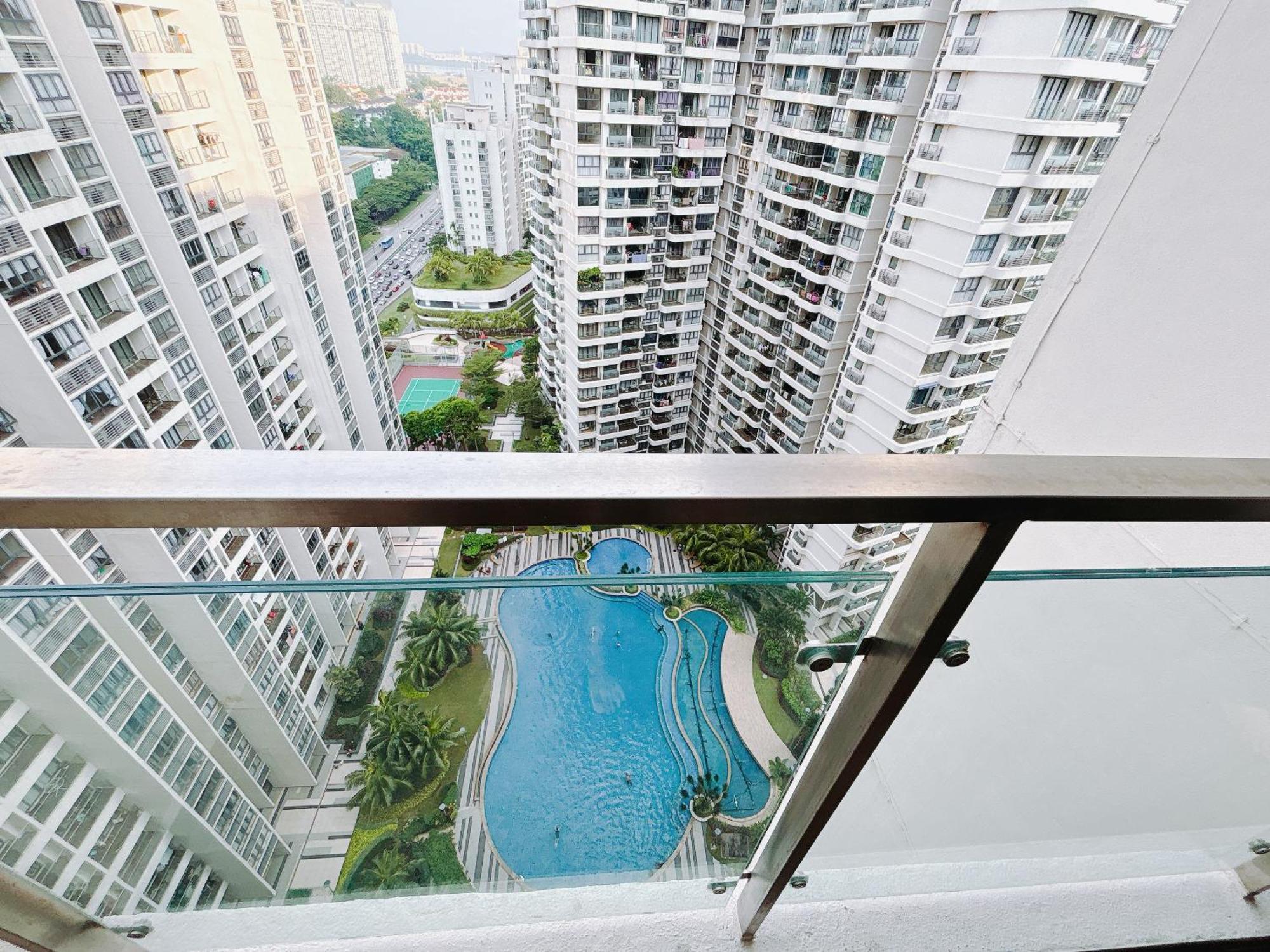 Apartamento Country Garden Danga Bay By Lions Bay Johor Bahru Habitación foto